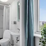 6 Bedroom Amazing In Semesterbostad