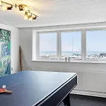 6 Bedroom Amazing In Glesborg