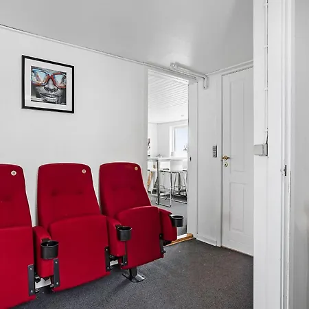 6 Bedroom Amazing In Feriehus *