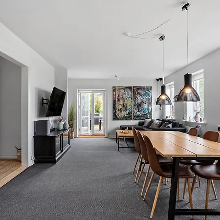 6 Bedroom Amazing In *