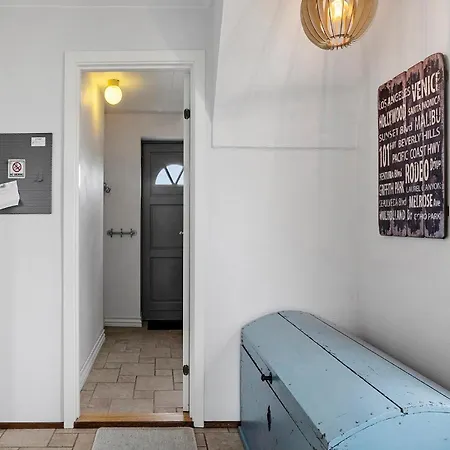 6 Bedroom Amazing In Holiday home