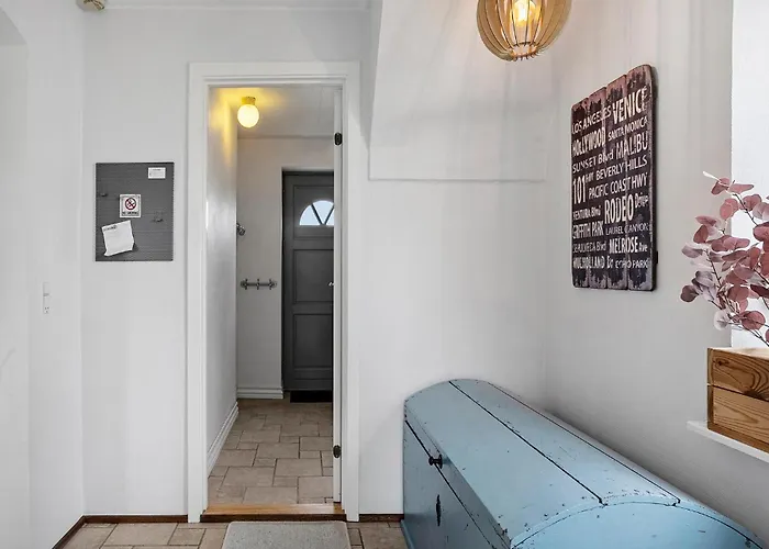 6 Bedroom Amazing In Σπίτι διακοπών